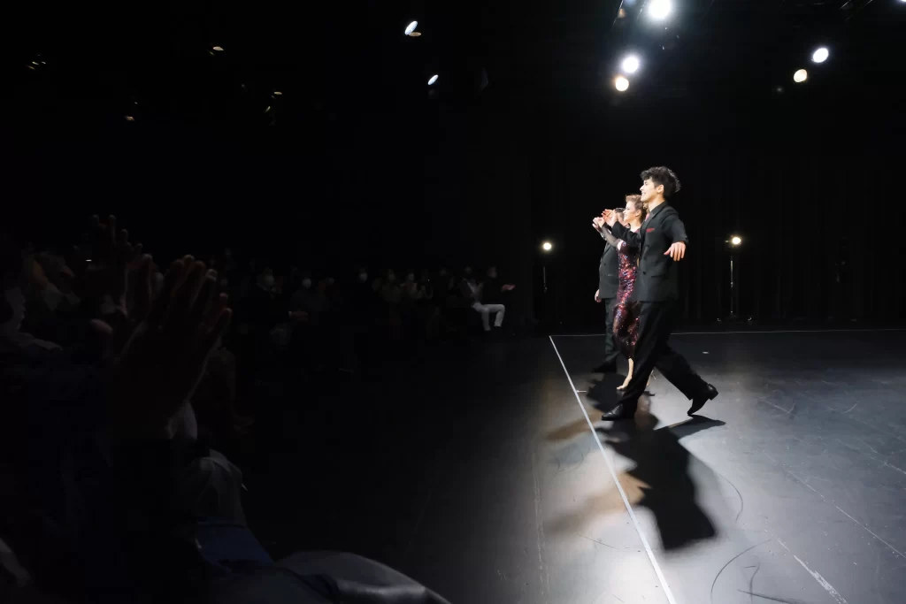 見学・体験レッスン開催中！札幌でアルゼンチンタンゴダンスのレッスンは世界レベルのアルゼンチンダンサーによる直接指導が受けられる、アルゼンチンタンゴダンススタジオ　エルフィルレテ　マルティン・レスカーノ