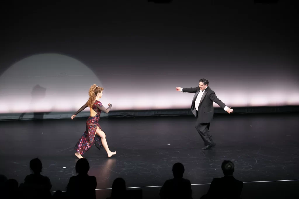 見学・体験レッスン開催中！札幌でアルゼンチンタンゴダンスのレッスンは世界レベルのアルゼンチンダンサーによる直接指導が受けられる、アルゼンチンタンゴダンススタジオ　エルフィルレテ　マルティン・レスカーノ