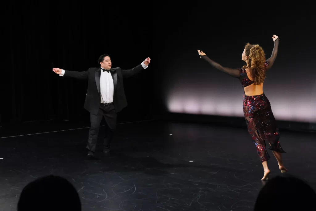 見学・体験レッスン開催中！札幌でアルゼンチンタンゴダンスのレッスンは世界レベルのアルゼンチンダンサーによる直接指導が受けられる、アルゼンチンタンゴダンススタジオ　エルフィルレテ　マルティン・レスカーノ