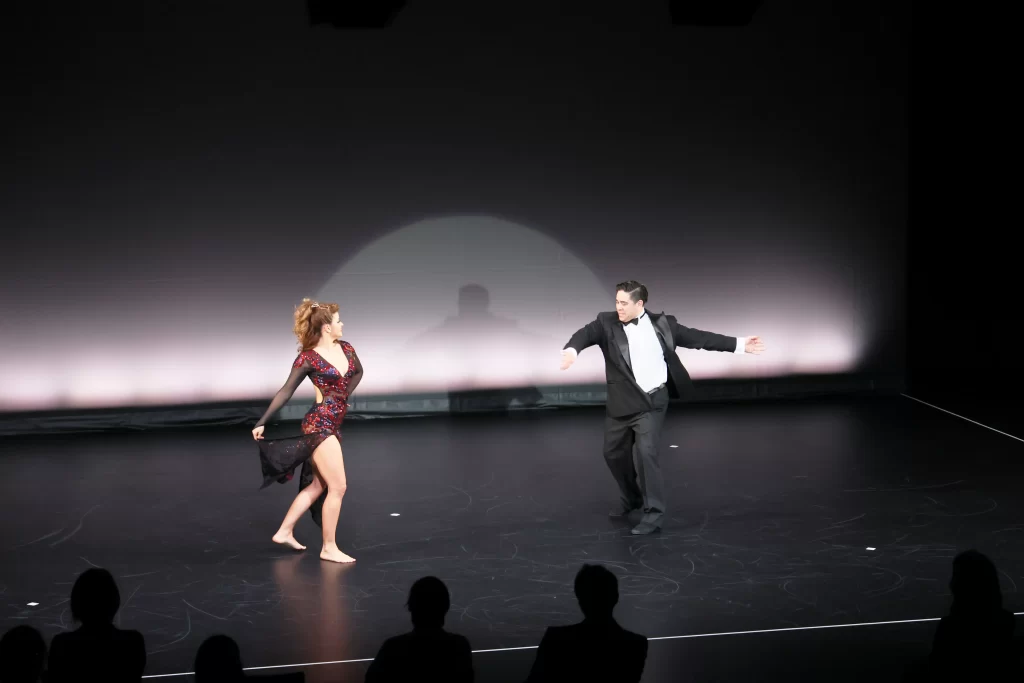 見学・体験レッスン開催中！札幌でアルゼンチンタンゴダンスのレッスンは世界レベルのアルゼンチンダンサーによる直接指導が受けられる、アルゼンチンタンゴダンススタジオ　エルフィルレテ　マルティン・レスカーノ