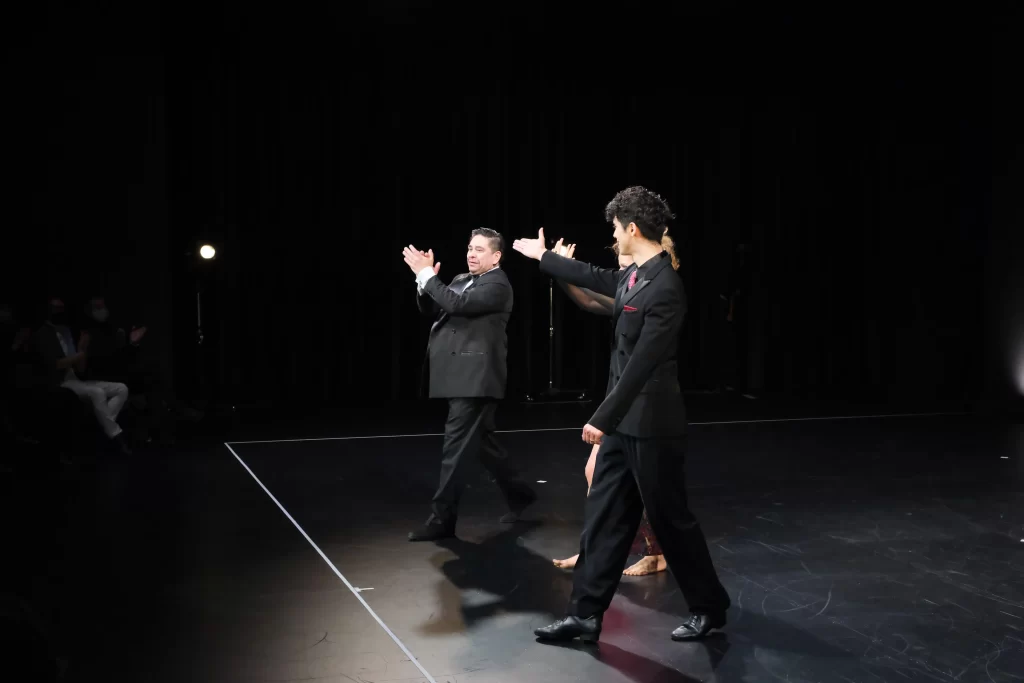 見学・体験レッスン開催中！札幌でアルゼンチンタンゴダンスのレッスンは世界レベルのアルゼンチンダンサーによる直接指導が受けられる、アルゼンチンタンゴダンススタジオ　エルフィルレテ　マルティン・レスカーノ